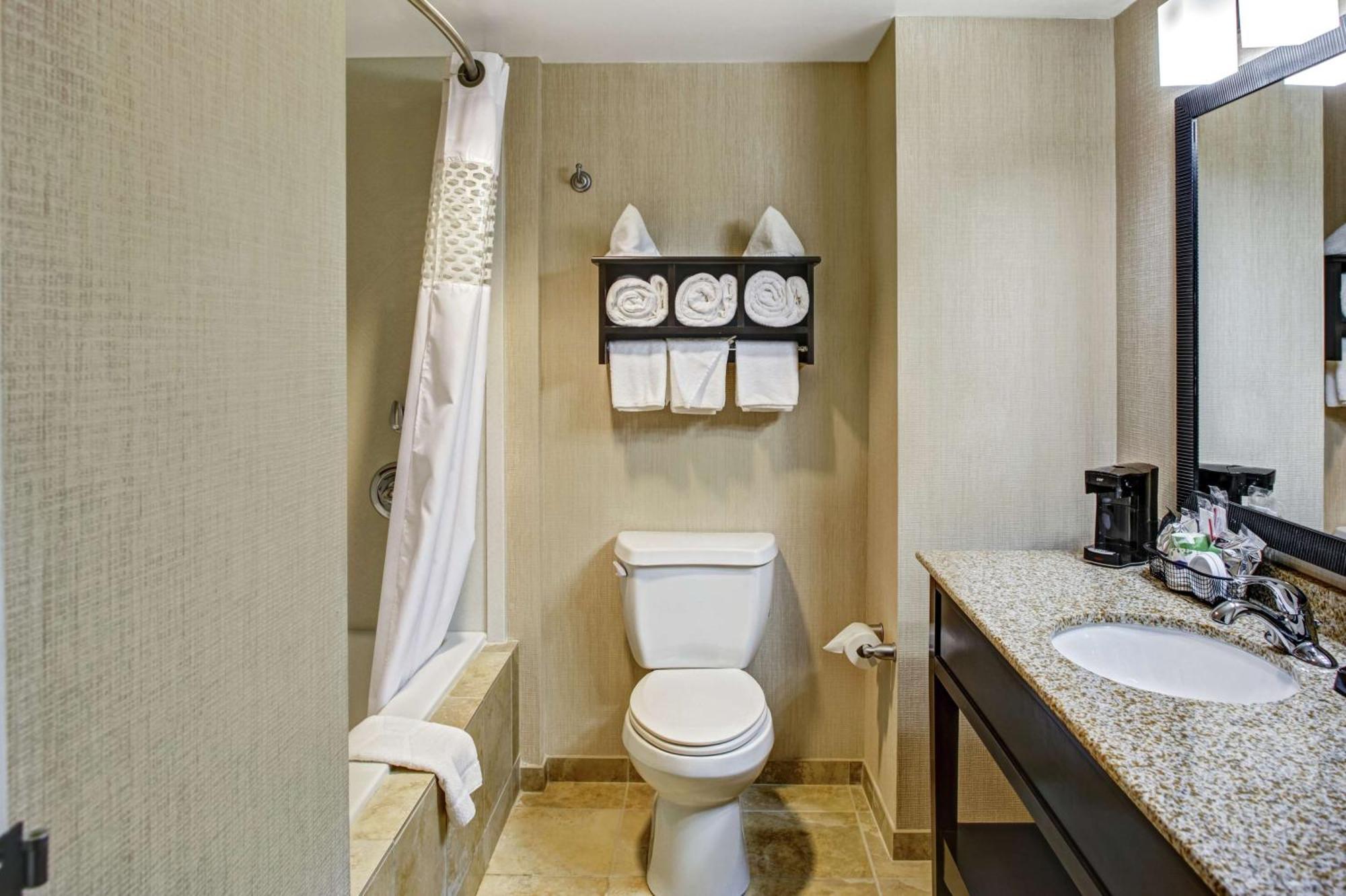 Hampton Inn Thomson Esterno foto